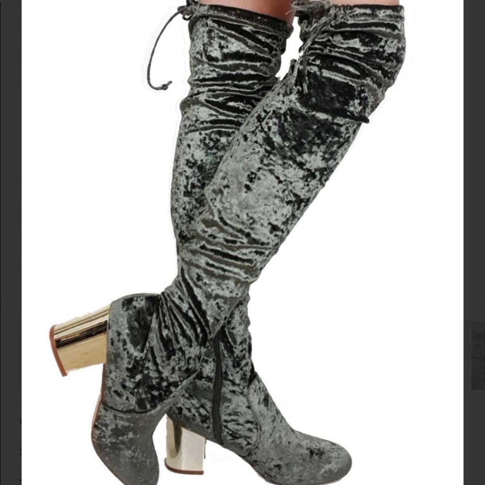 Hot kiss velvet olive block heels